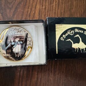 P. Buckley Moss Collectible Plate with Box